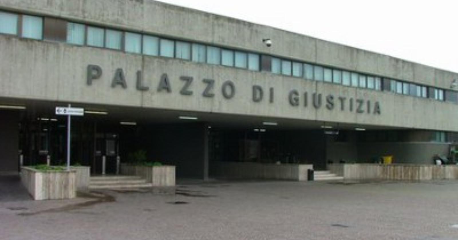 "Giustizia Privata":  sospeso Presidente della Commissione Tributaria di Bari