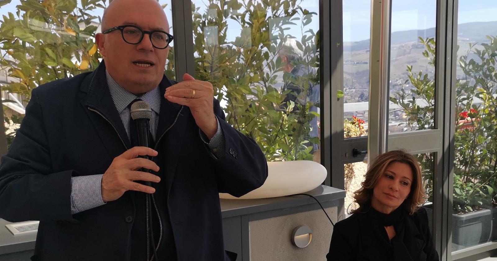 Storace a Potenza:« Abbiamo bisogno di una classe dirigente nuova, ci sono lupi che non vogliono mollare l'osso»