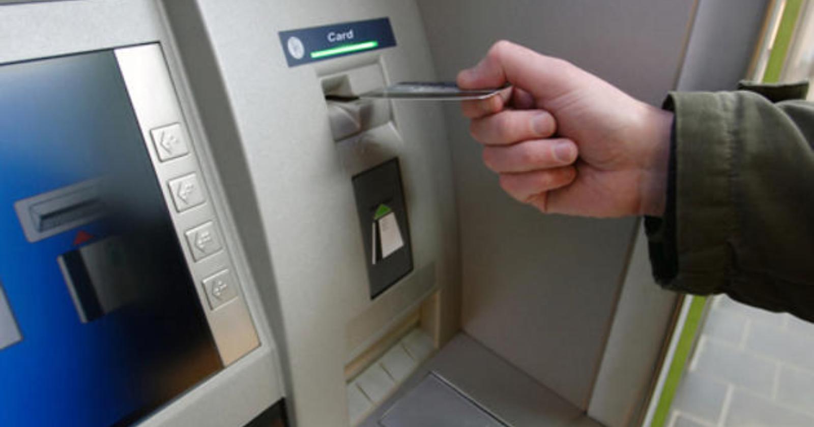 Ruba un bancomat e preleva 450 euro: arrestato pregiudicato di Pisticci