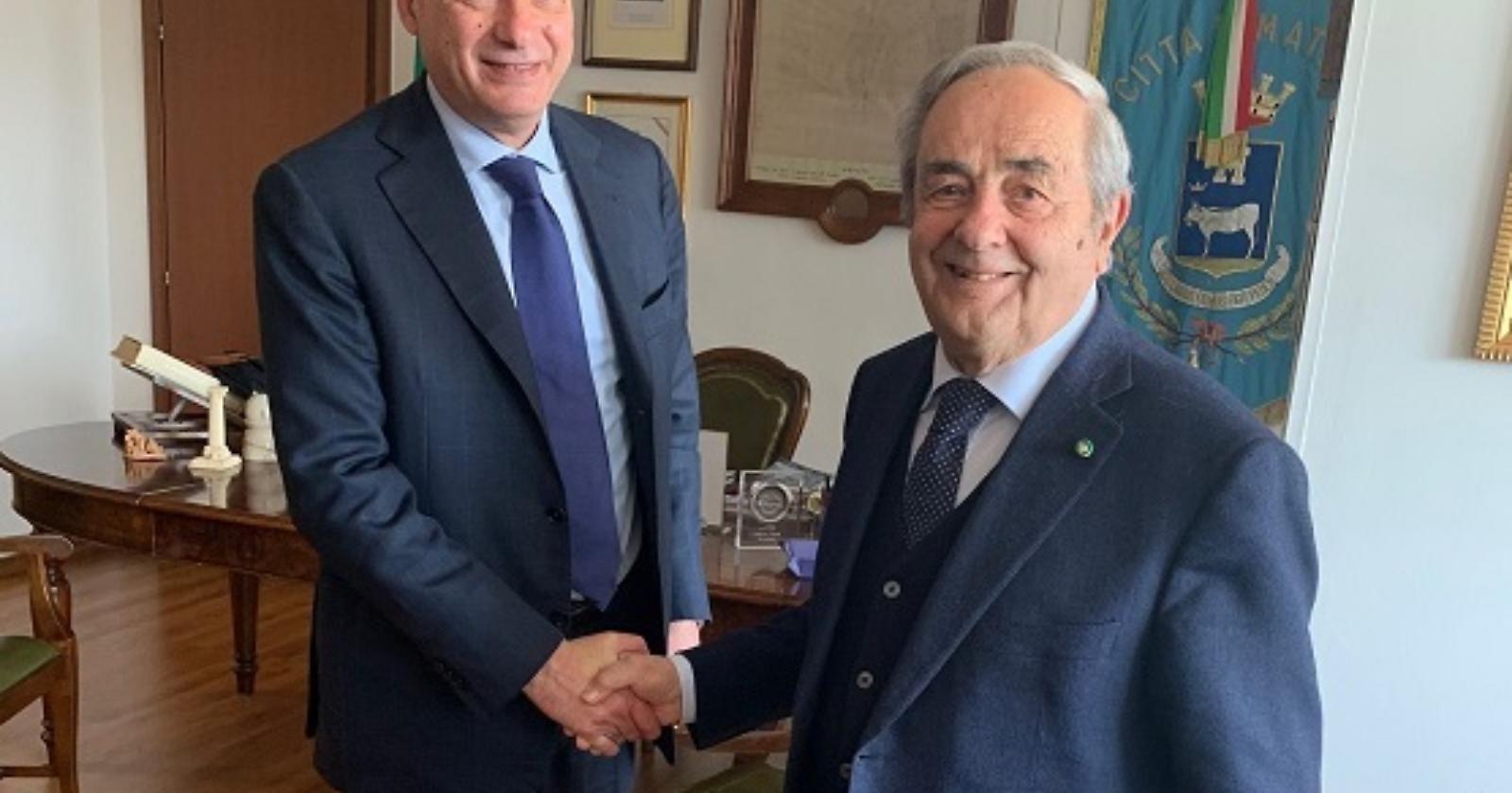 Demetrio Martino è il nuovo prefetto di Matera, oggi l'insediamento