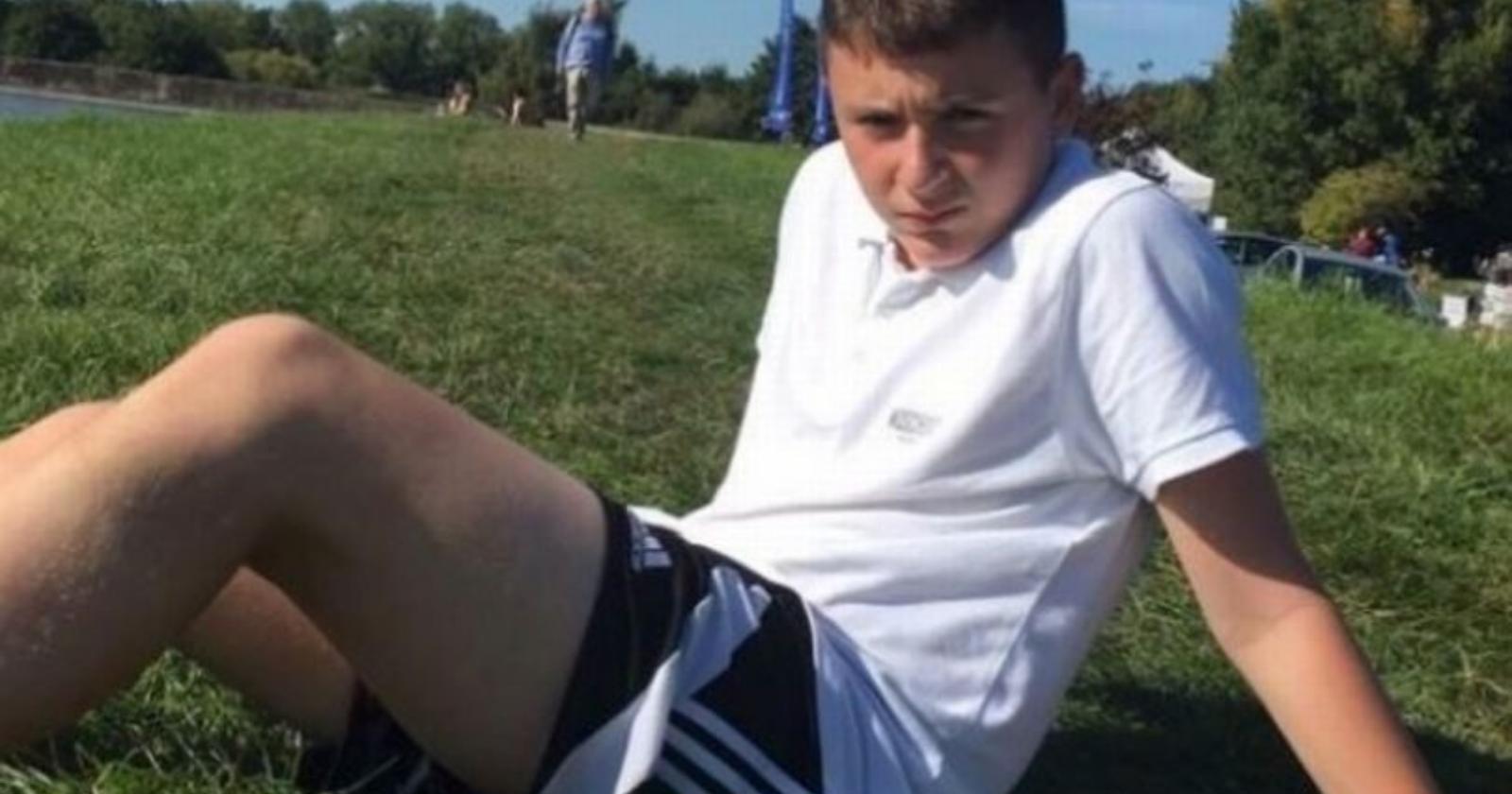 Castelluccio Valamggiore dedica il campo di calcetto a Luca Campanaro, il giovane portiere morto a Londra
