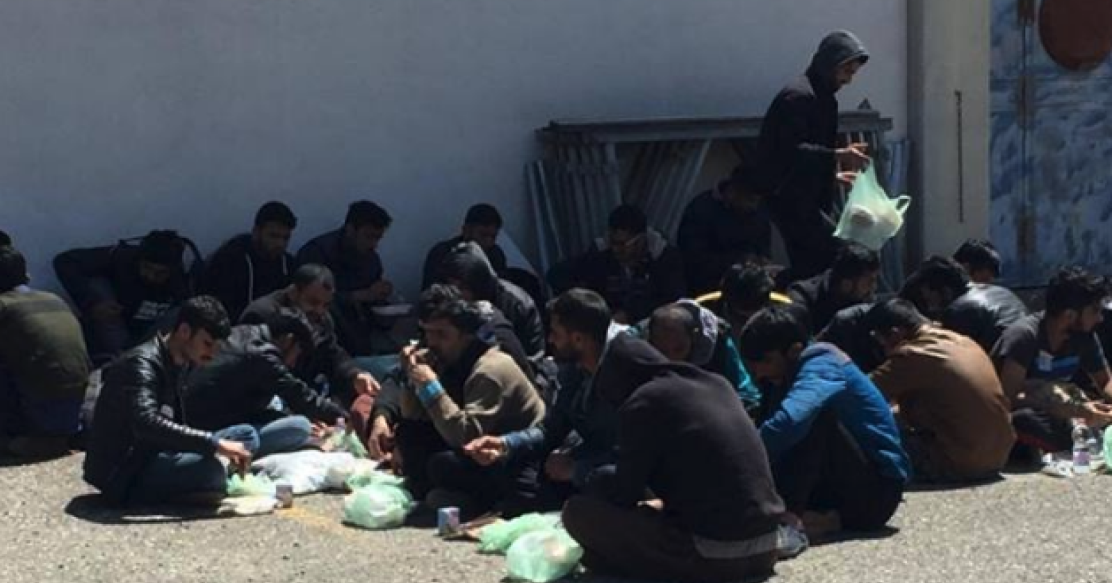 Policoro, sbarco di migranti pachistani