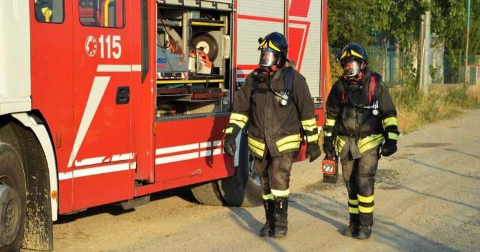 Foggia, Piazza Mercato:  in fiamme abitazione pregiudicato 