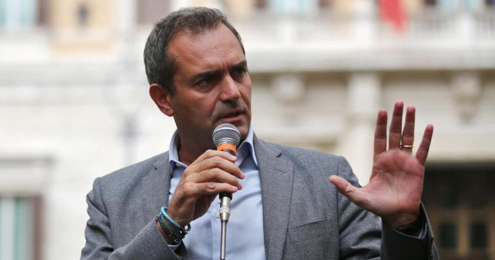Guerra tra toghe, De Magistris torna ai tempi di Toghe lucane: «Sta venendo fuori quel sistema che ho visto con i miei occhi e ho subito sulla mia pelle professionale e sul corpo»