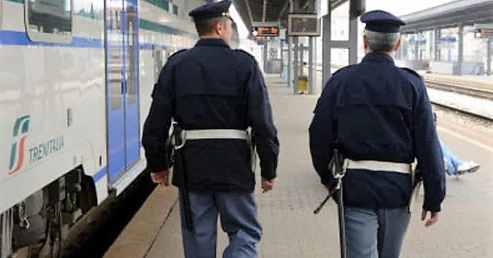 Stazione Foggia, infastidisce viaggiatori: arrestato Ghanese 