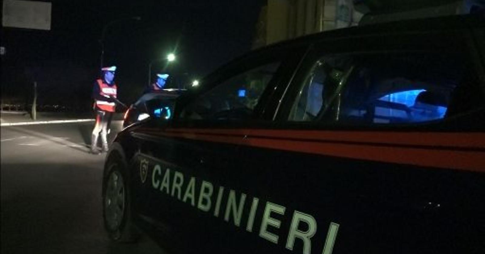 Cerignolano pizzicato a Brindisi con 15 involucri di hashish nella ruota di scorta