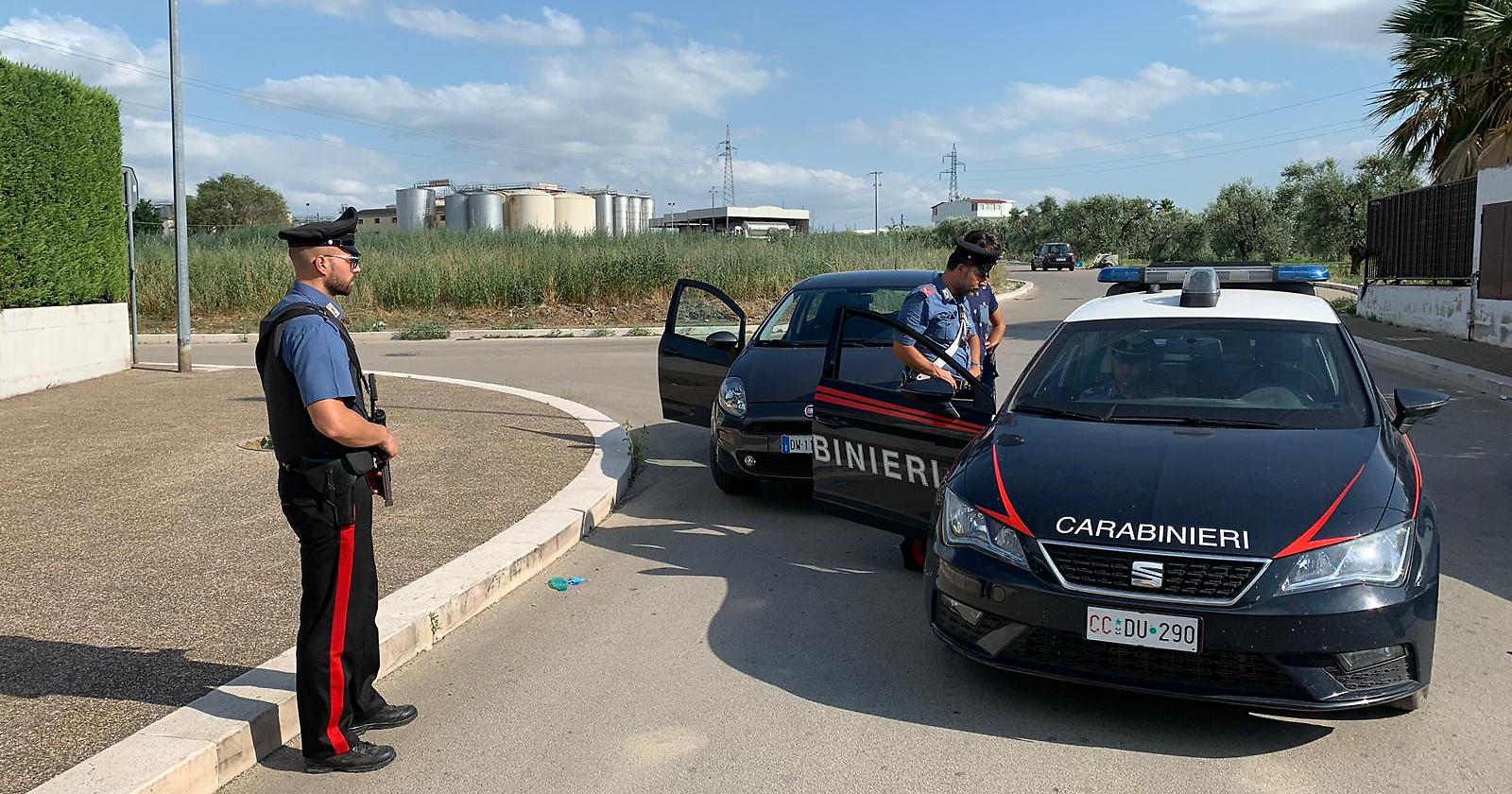 I carabinieri foggiani non vanno in ferie: raffica di arresti, perquisizioni  e controlli da Cerignola a Rodi Gargano