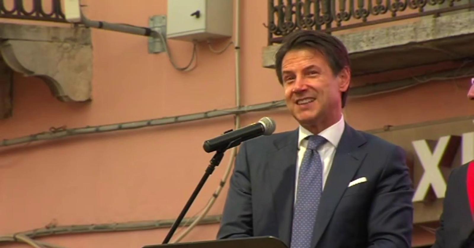 Oggi, 8 agosto 1964, nasce Giuseppe Conte: il pulcino di Volturara che si fece cigno del Governo italiano