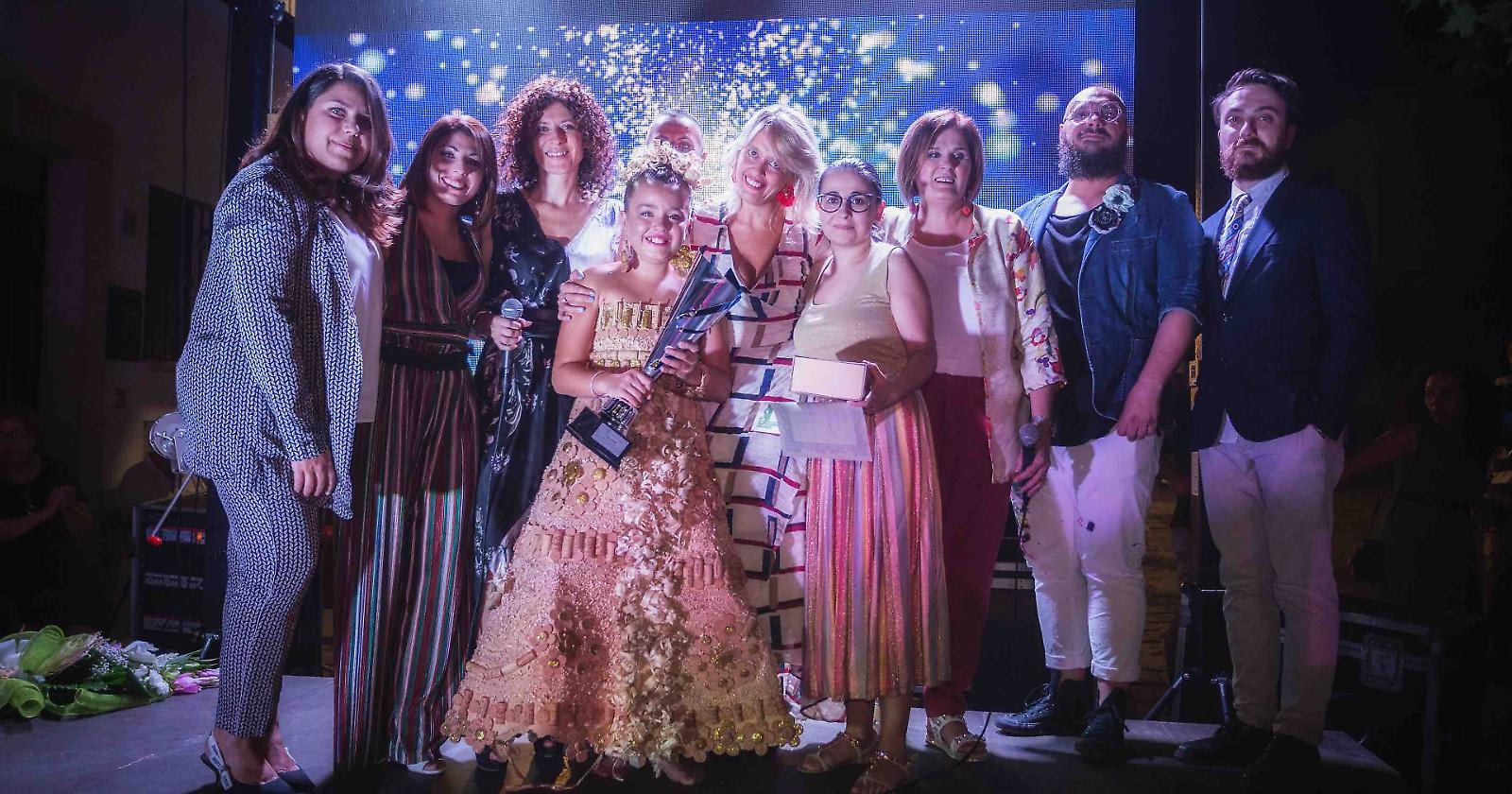 "Quando il riciclo si fa moda": vince l’abito di tappi di sughero e segatura