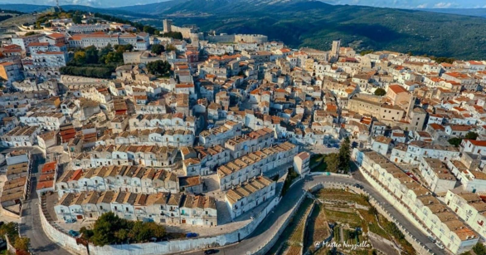 Monte Sant'Angelo, il paese dei fontanieri, è senz'acqua anche a Ferragosto