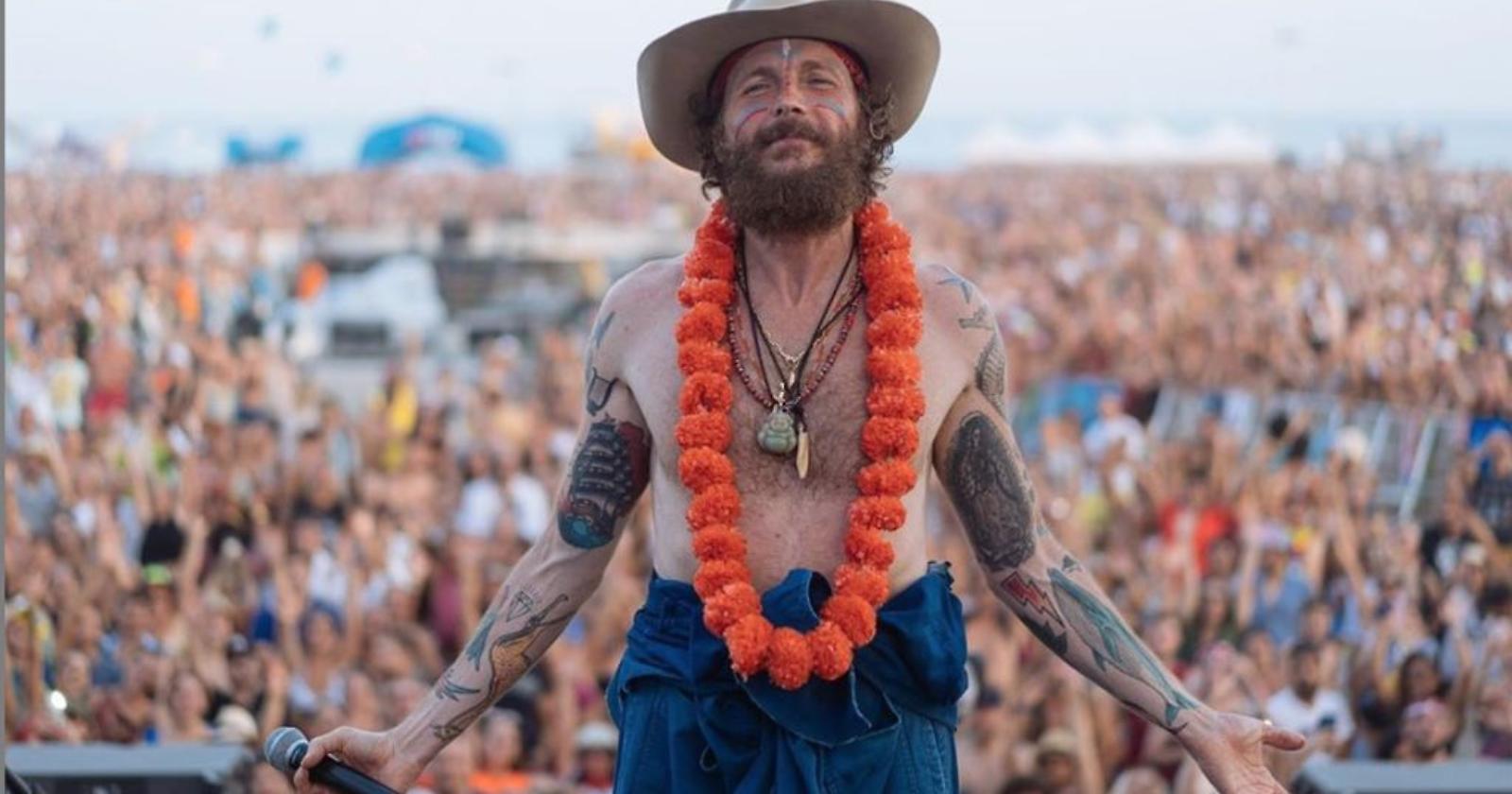 Droga e magliette contraffatte, al concerto di Jovanotti a Policoro la Gdf scopre un sottofondo di illegalità