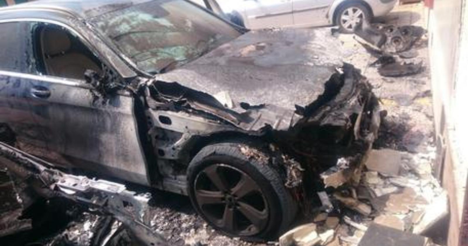 Incendiata l'auto del medico legale che presiede la commissione Inps di Foggia per gli invalidi civili