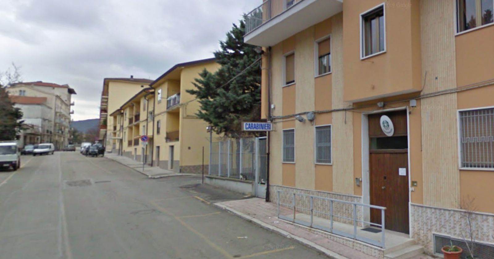 Bovino, carabiniere in servizio si toglie la vita