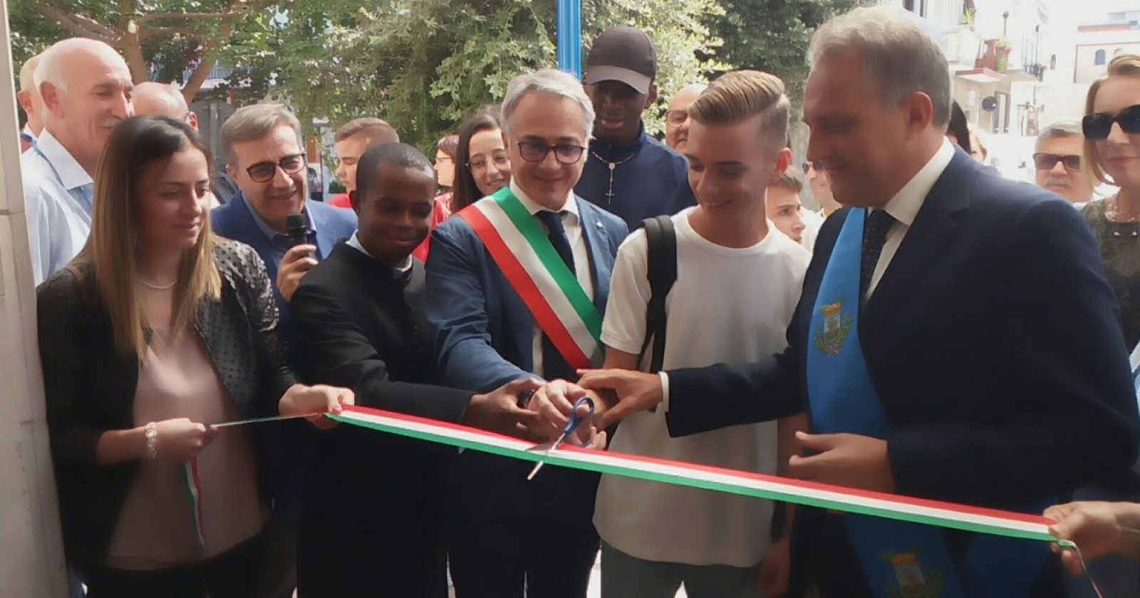 A Carapelle apre il liceo linguistico