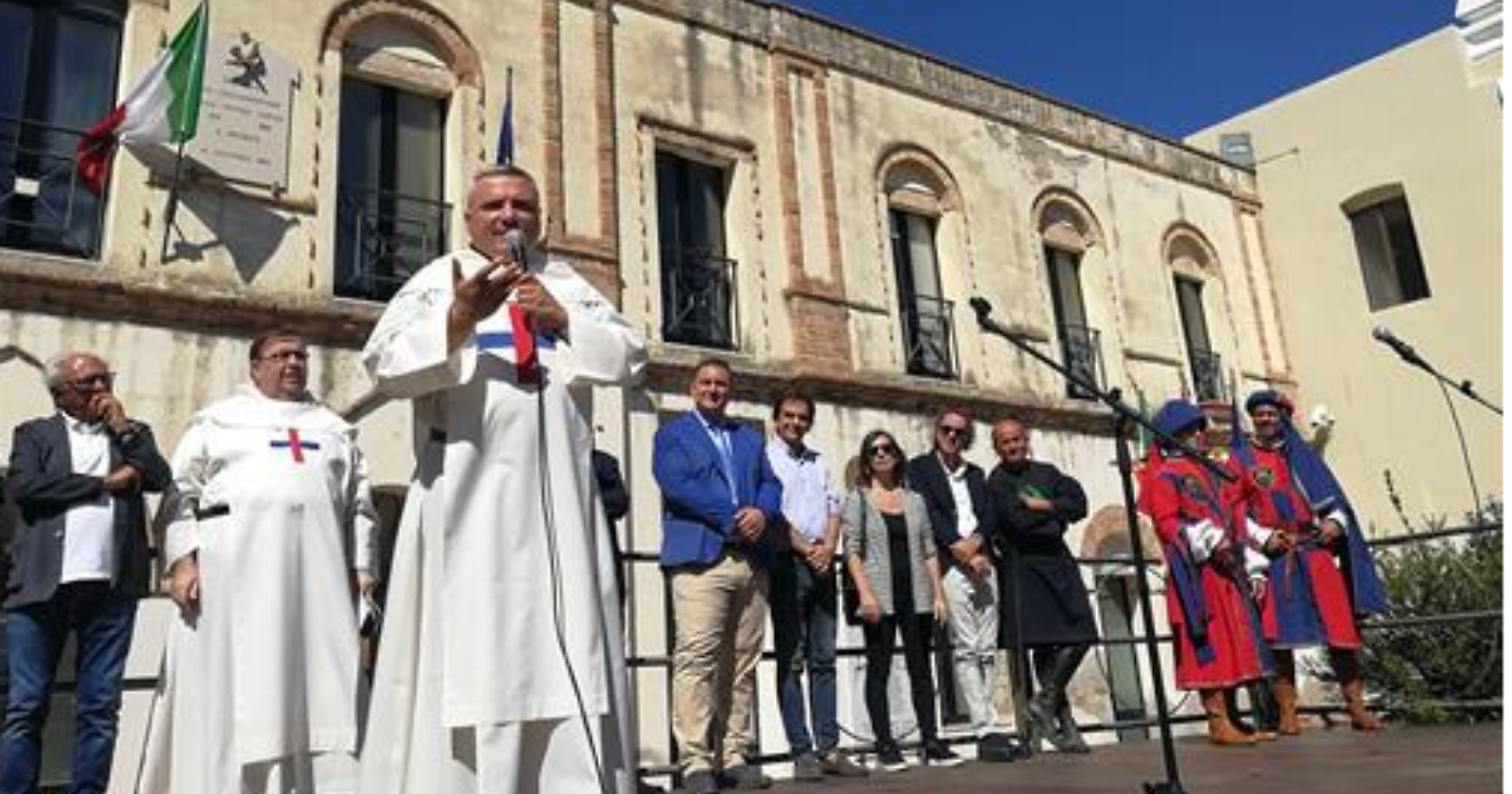 Con l'arrivo a Bernalda si chiude il viaggio a cavallo dei padri trinitari