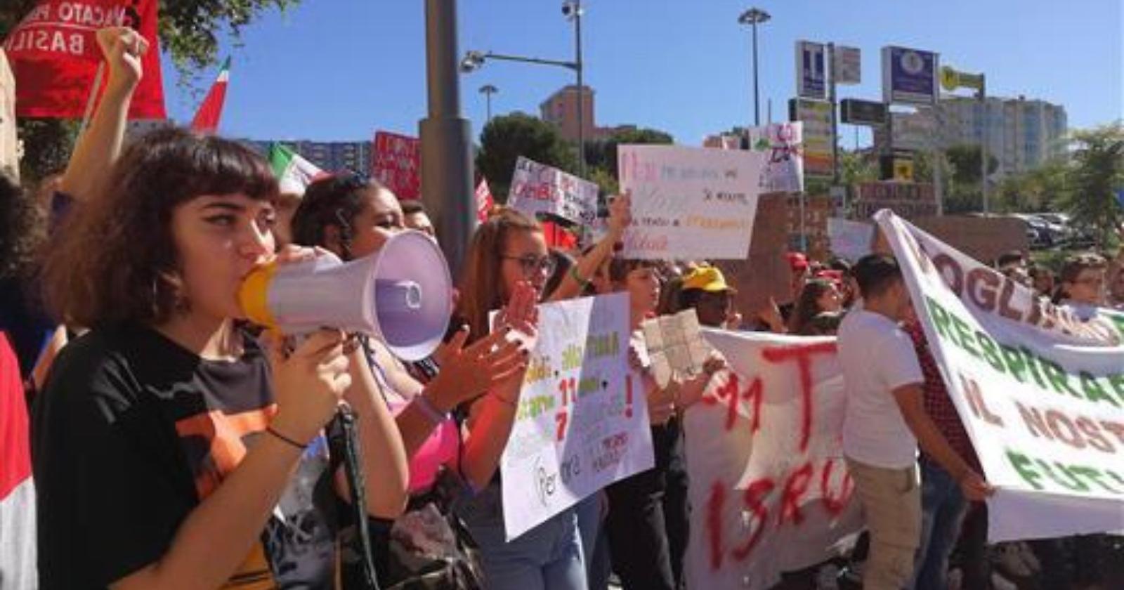 Ambiente, Bardi: “La mobilitazione dei giovani è un segnale positivo”