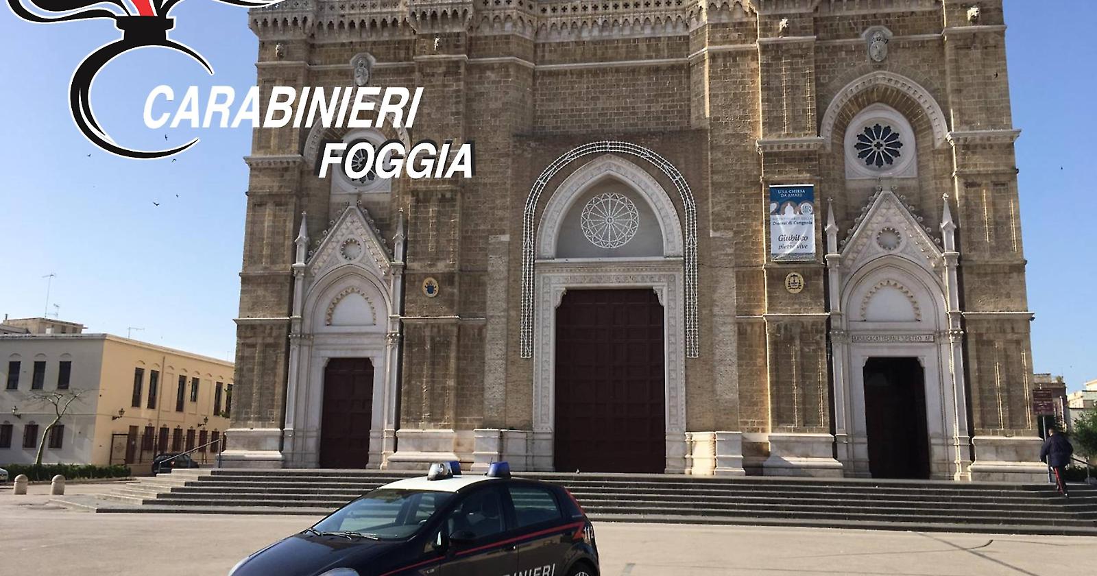 Acciuffato dai Carabinieri il ladro di gioielli e 4mila roon rumeni in una casa a Cerignola