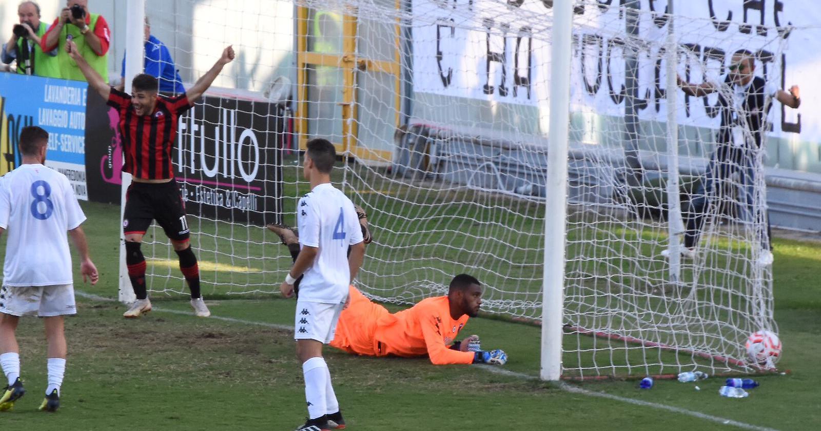 Il Casarano trattiene il Foggia nello slancio verso la vetta