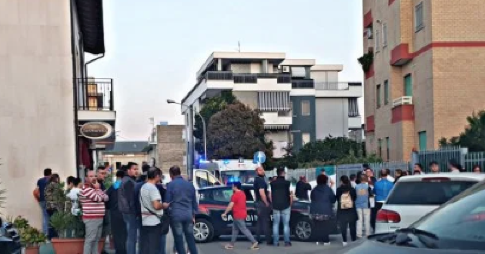 Donna accoltellata ad Orta Nova, i Carabinieri danno la caccia all'ex genero