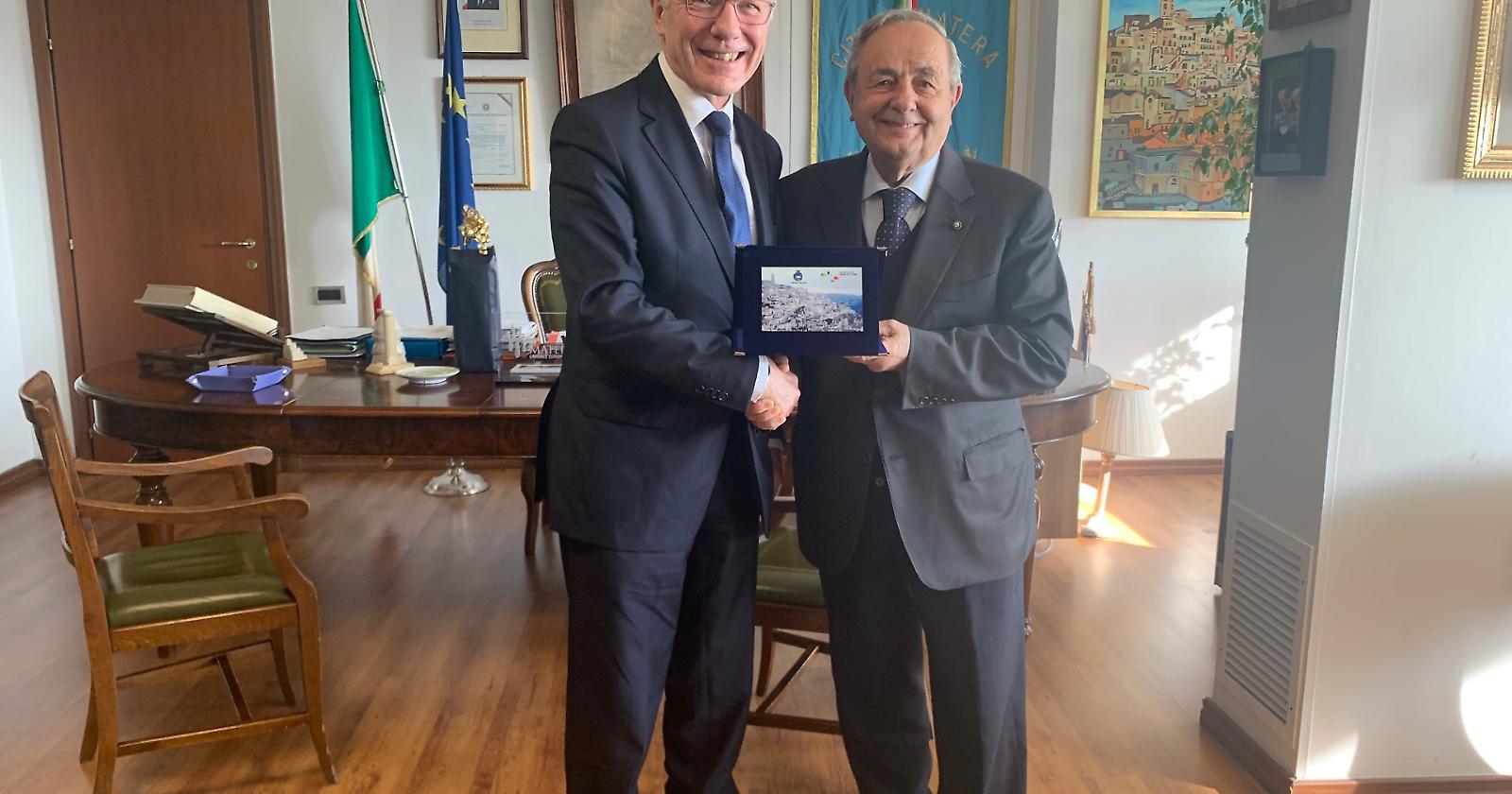 Matera, il sindaco de Ruggieri incontra l’ambasciatore irlandese O’Floinn 