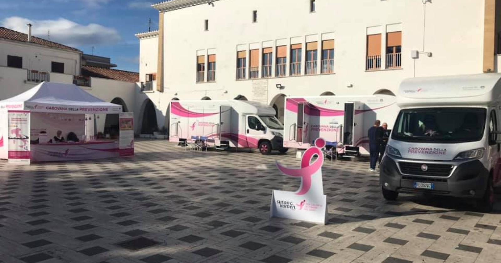 Carovana della Prevenzione di Komen Italia, grande successo lungo la costa jonica