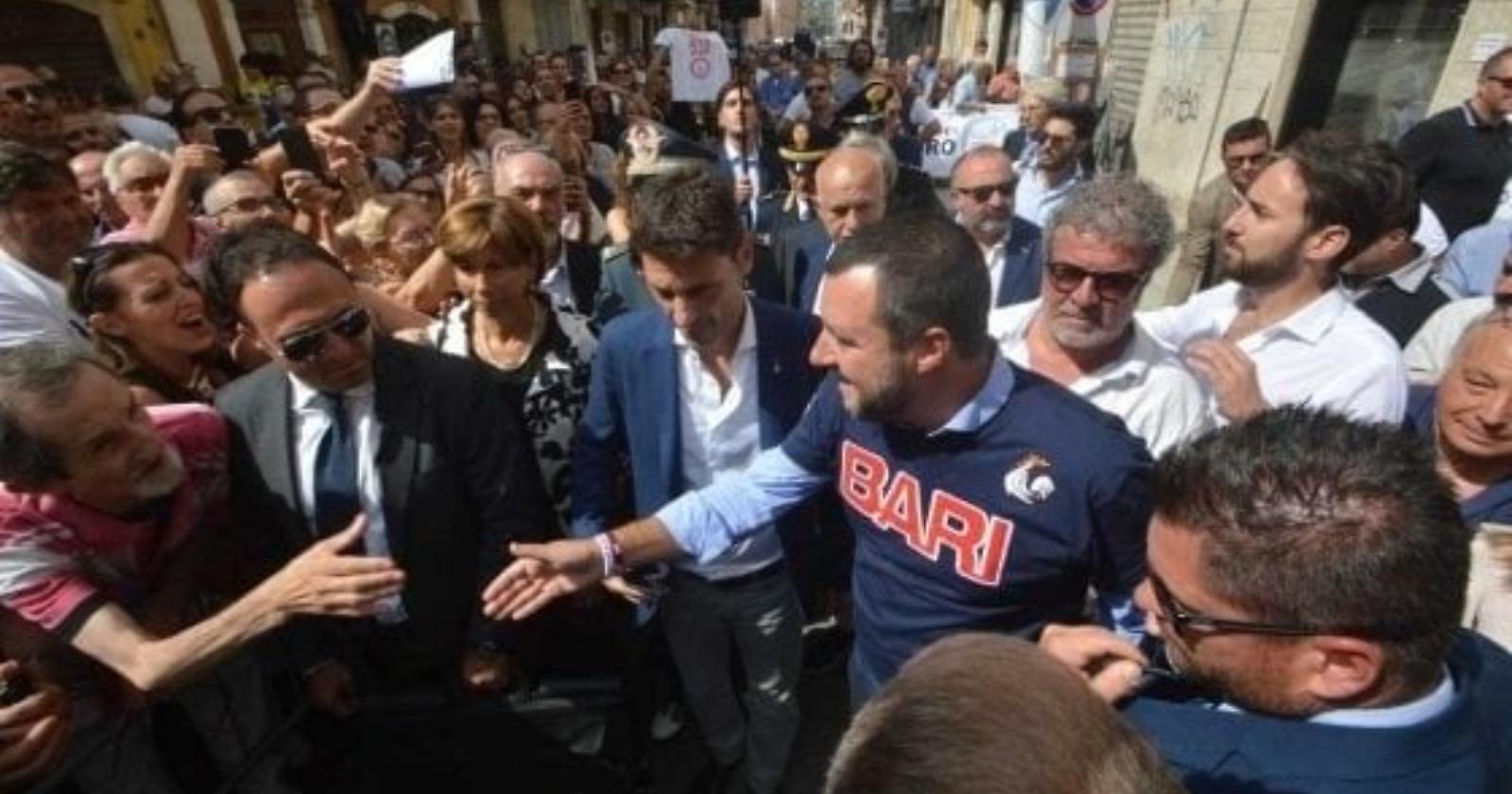 Salvini a Bari per "Liberiamo la Puglia"