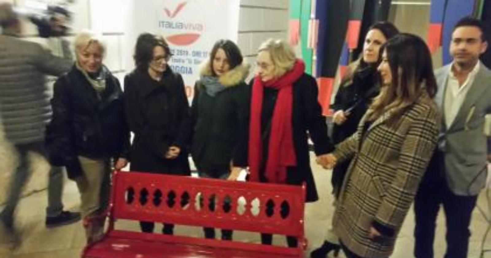 La Bonetti a Foggia: «Mai spegnere l'attenzione sul femminicidio. Impegno serio di Italia Viva al Governo»