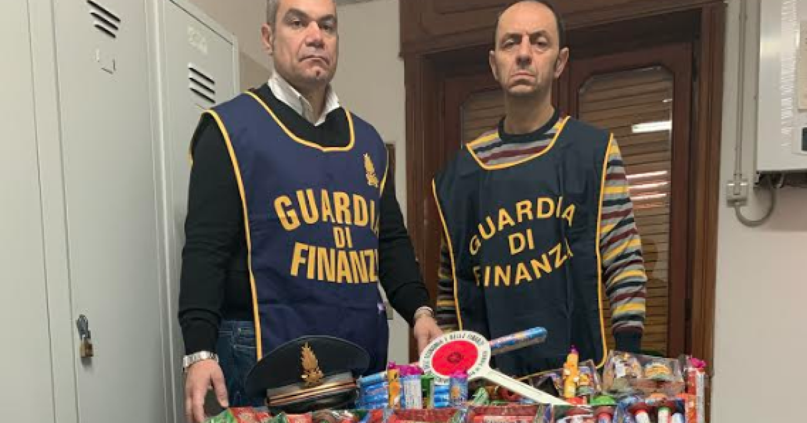 Vendevano botti a minorenni, la GdF sequestra a Lucera 5mila prodotti pirotecnici
