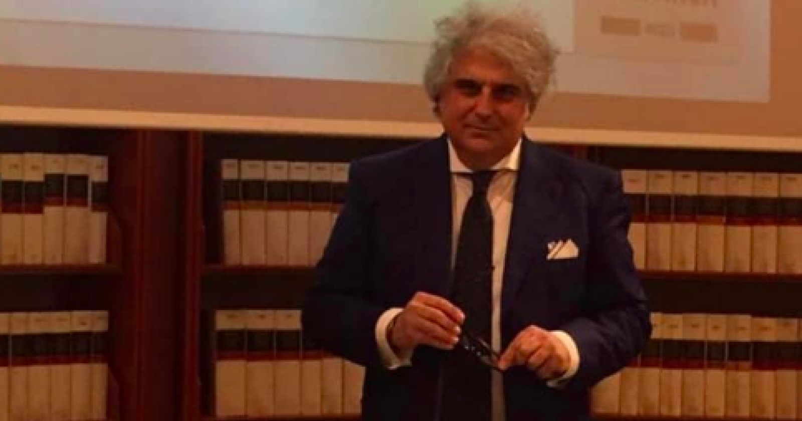 Il professore Fordellone responsabile della rubrica Medicina e salute di Italia informa