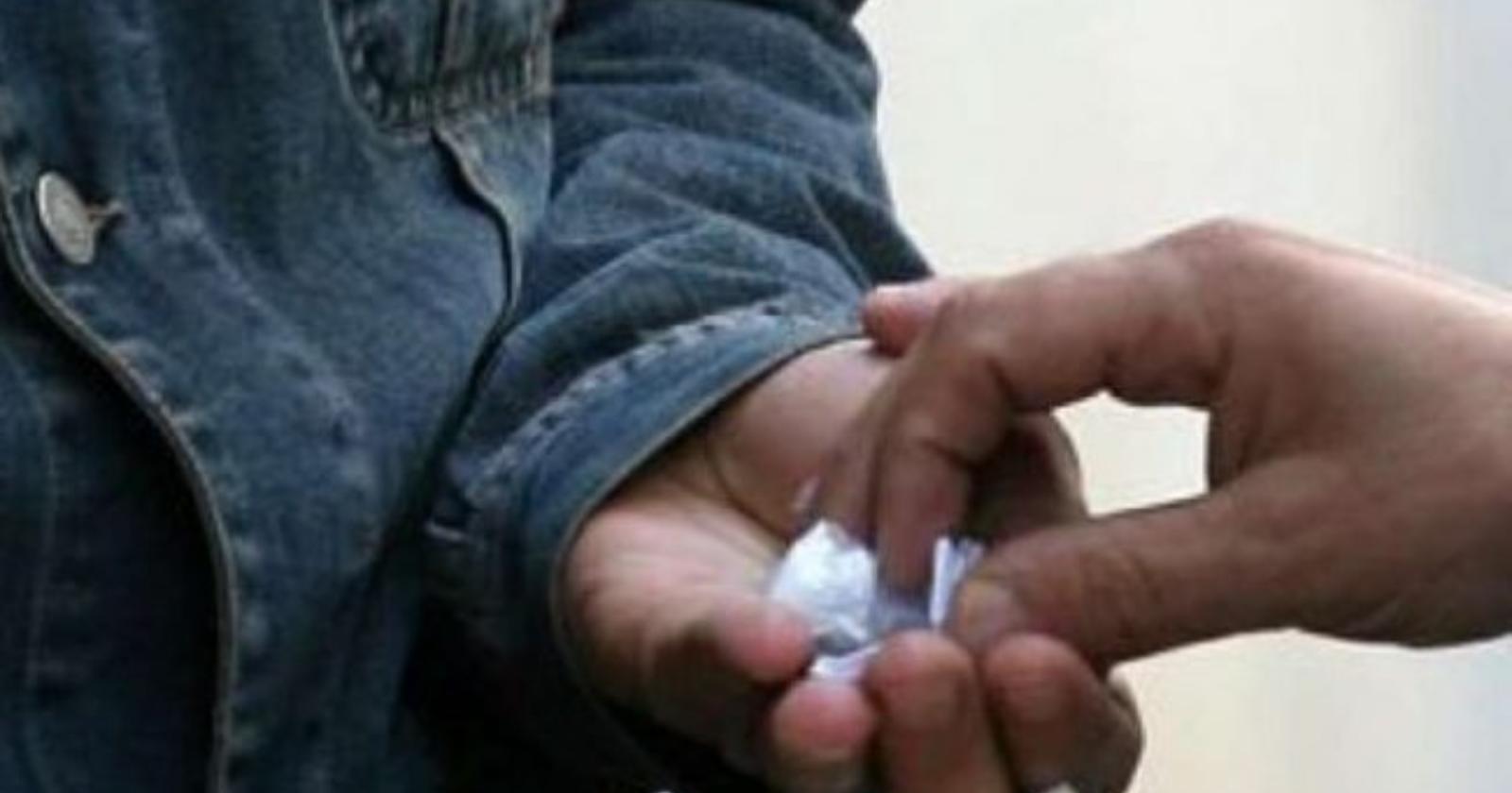 Forniva cocaina agli autisti in trasferta, arrestato 27enne cerignolano