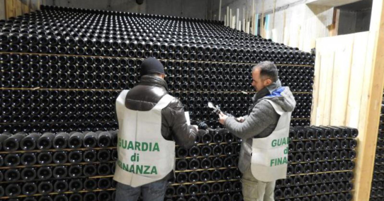 I finanzieri spengono il botto  di una sala di ricevimento foggiana pronta a stappare con 11 mila bottiglie di prosecco rubate