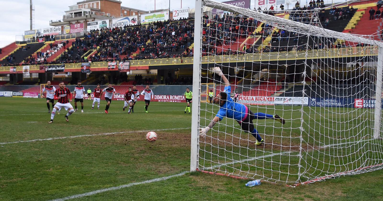 Il Foggia che usa la testa sa vincere, ora lo sa anche la Nocerina