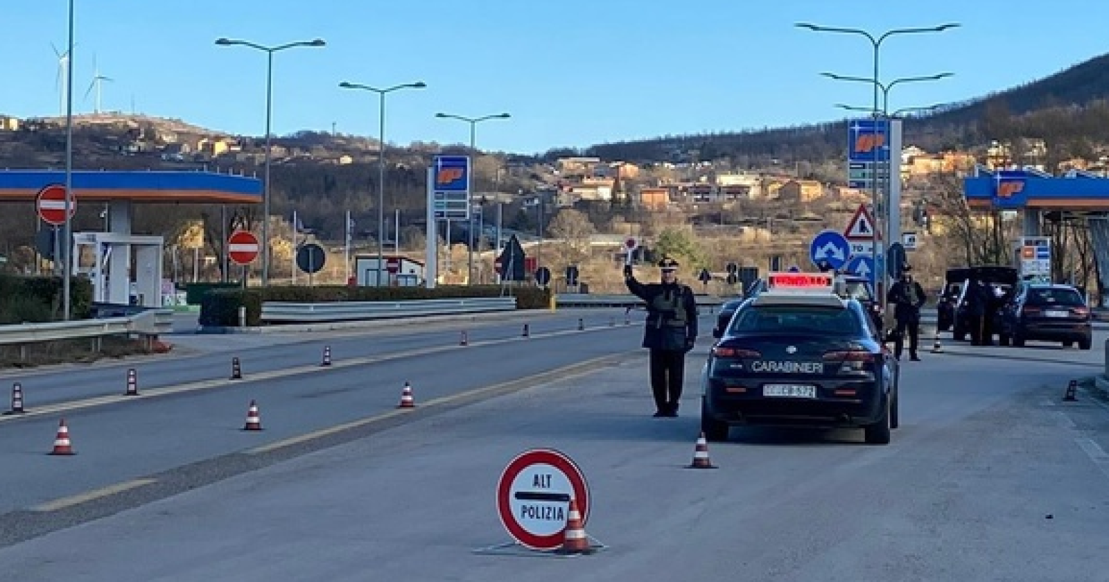 L'immigrato se ne andava in giro con una Panda rubata a Foggia: arrestato a Melfi dopo un inseguimento