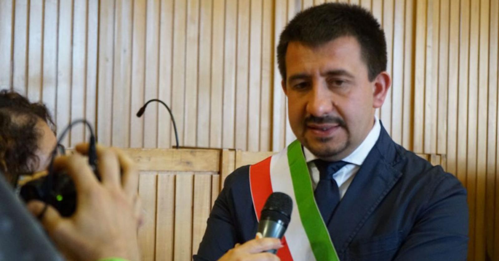 Coronavirus, Candela e Gravina alzano i cordoni sanitari per chi viene o va al Nord