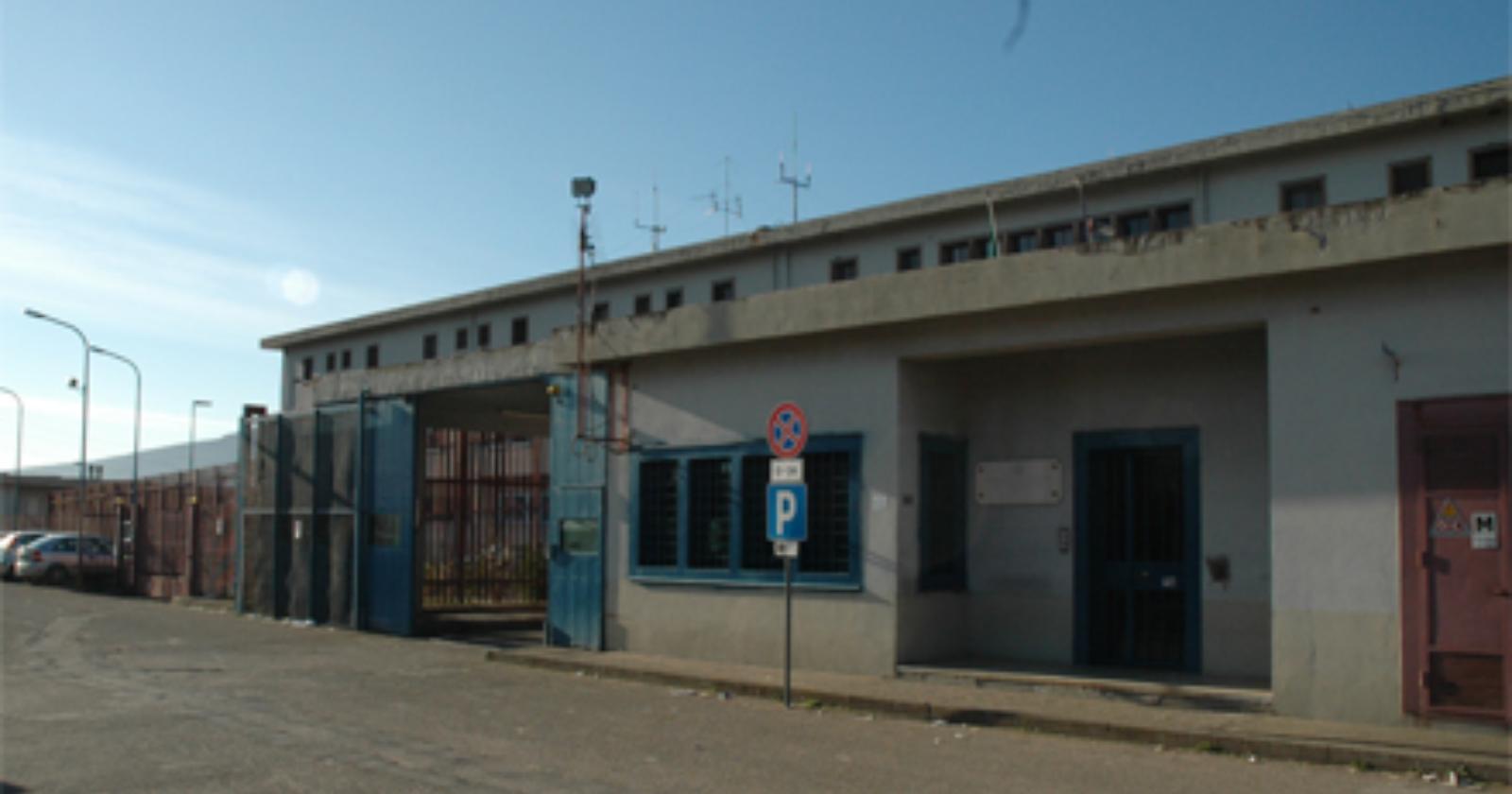 Rivolta nel carcere di Melfi, 7 persone in ostaggio dei delinquenti