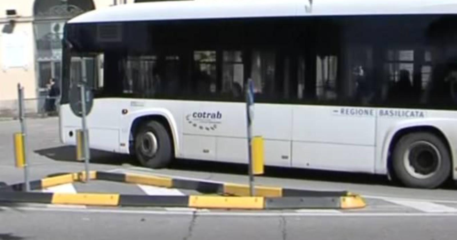 Basilicata: polemica sulla sospensione dei trasporti 