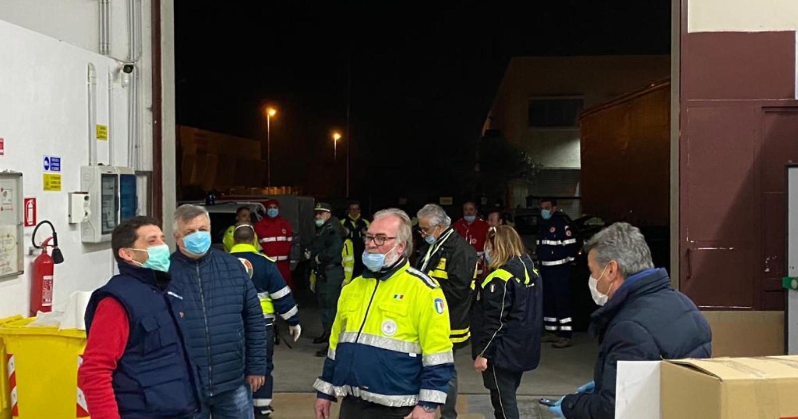 Coronavirus, i foggiani rispondono con generosità alla colletta alimentare: raccolti 150 pacchi per chi ha bisogno