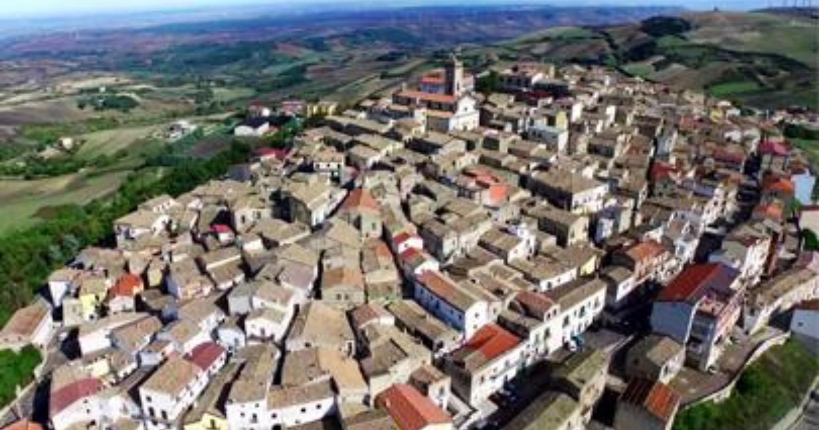 Piccola Grande Italia produce un documentario su uno dei borghi storici della Basilicata 