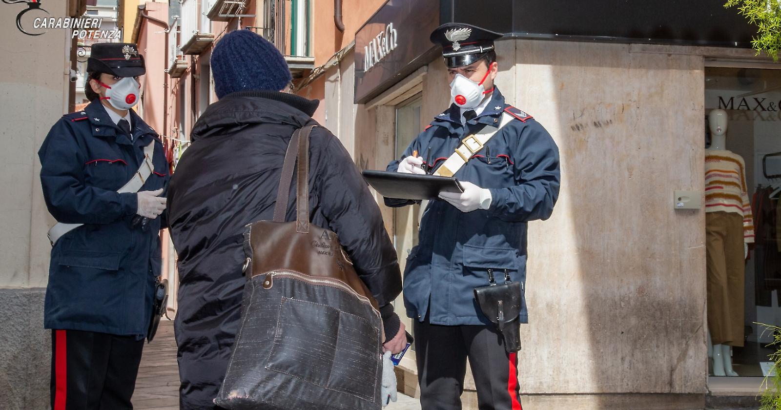Coronavirus, carabinieri lucani in aiuto di anziani e famiglie in difficoltà