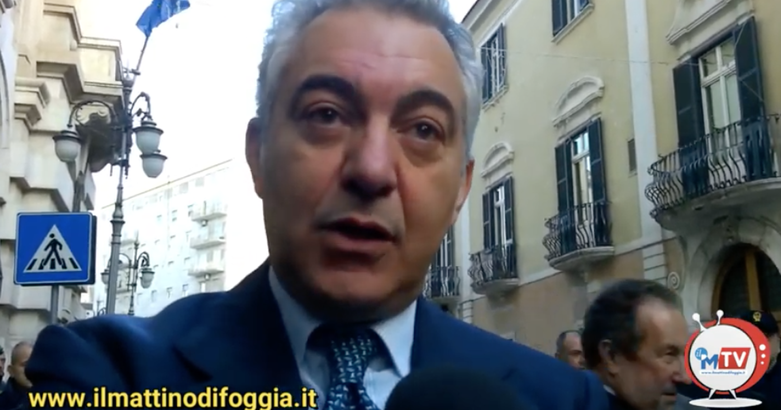 Coronavirus, l'assembramento del "Venerdì Santo" a San Marco diventa caso nazionale. Arcuri: «Segnalato a chi di dovere»