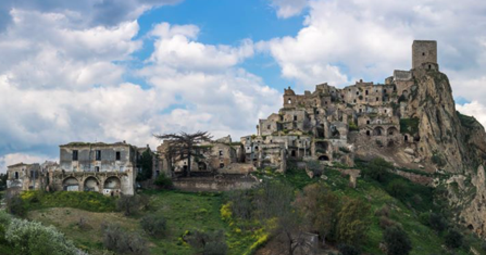 Craco Vecchia: il borgo fantasma che rischia di “sparire”