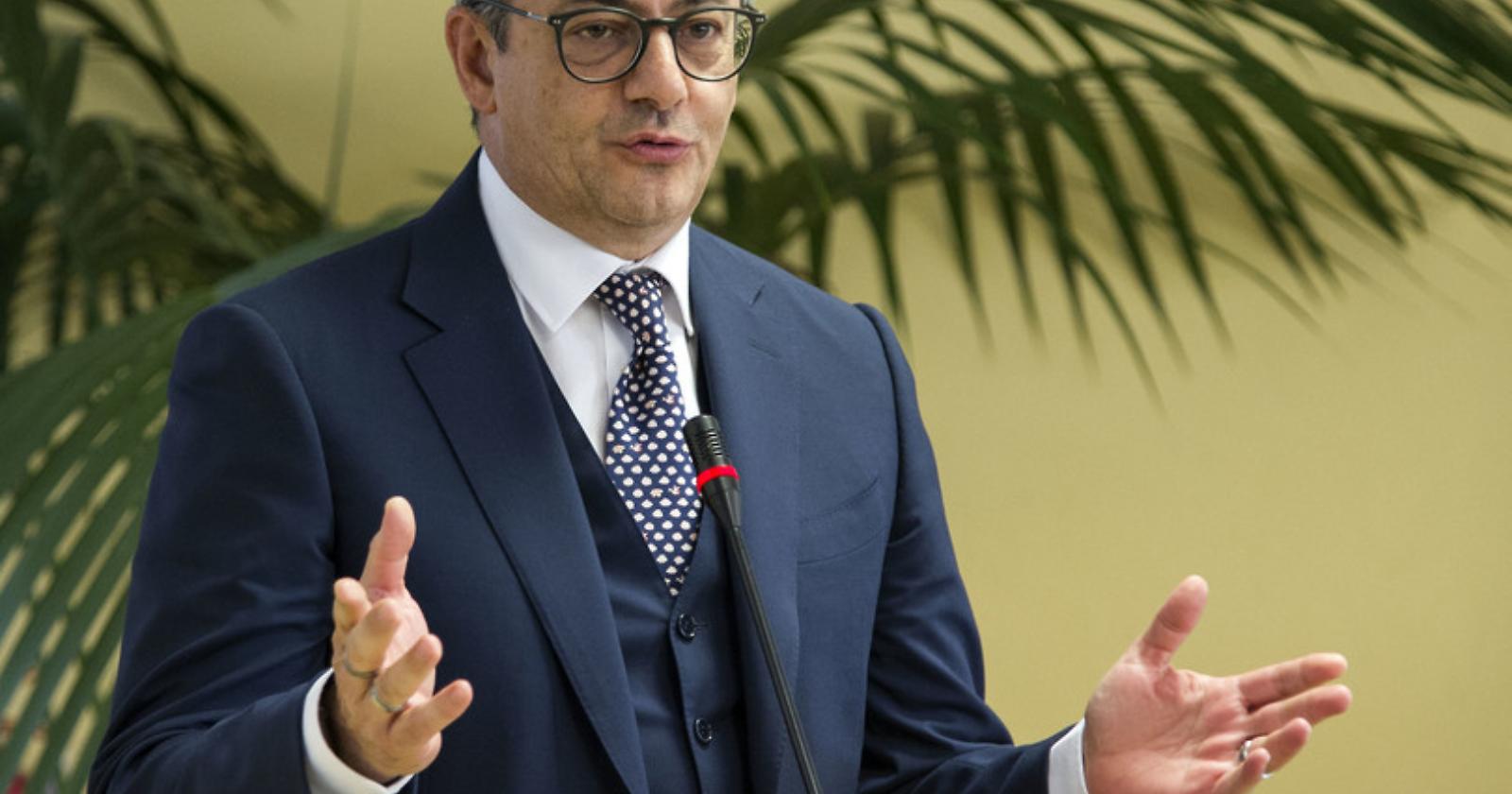 Basentini lascia il Dap: dissapori con la penitenziaria, le rivolte nelle carceri e i boss dal 41 bis a casa. Ma c'è anche puzza di faida nel governo