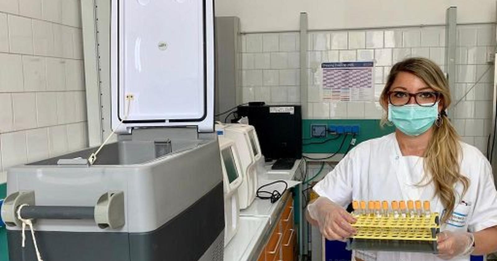 Coronavirus, dalla Puglia a Padova i primi campioni di sangue dei pazienti guariti per testare la terapia degli anticorpi