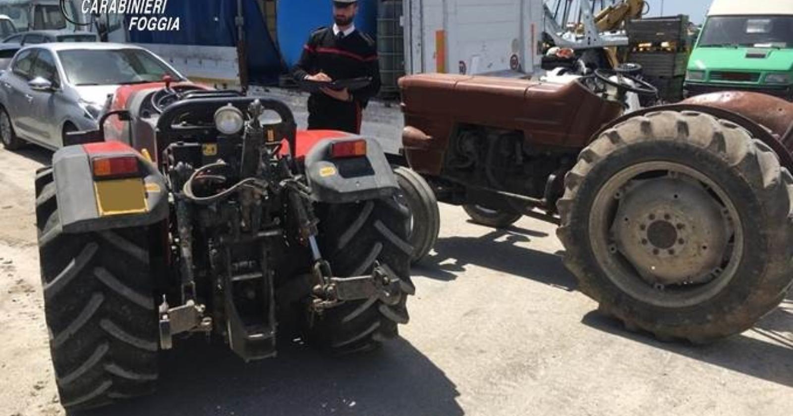 I Carabinieri di Cerignola recuperano due trattori rubati