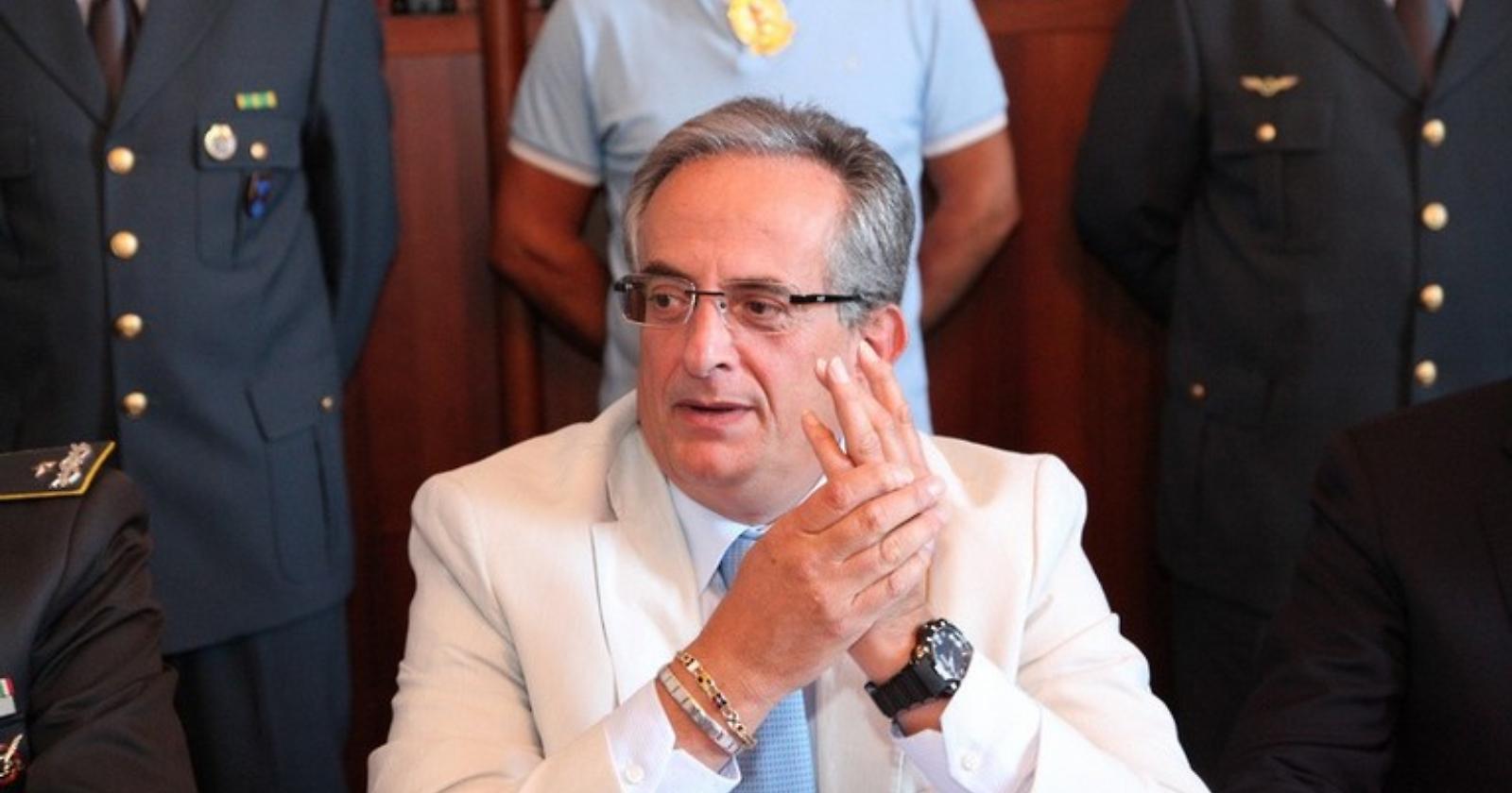 Agli arresti domiciliari il Procuratore della Repubblica di Taranto Nicola Maria Capristo, su inchiesta della Procura di Potenza