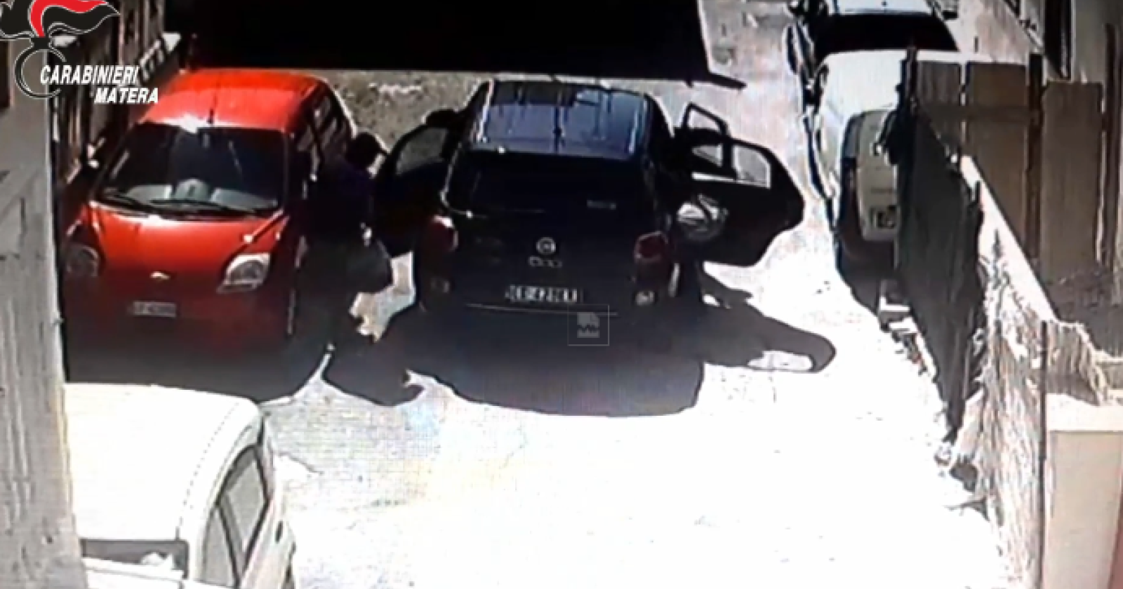 Matera, rubavano le armi alla polizia locale: fermati dai carabinieri