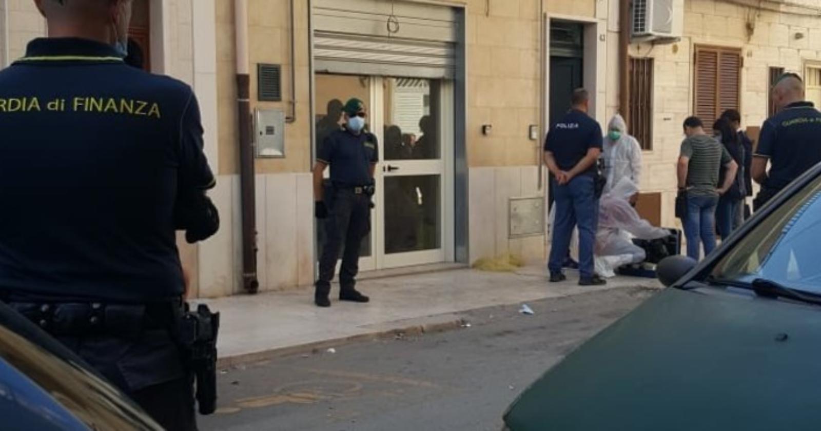 Cerignola, ha ucciso la moglie con 5 proiettili e la prima domanda che fa al suo avvocato è: «Ma è morta?»