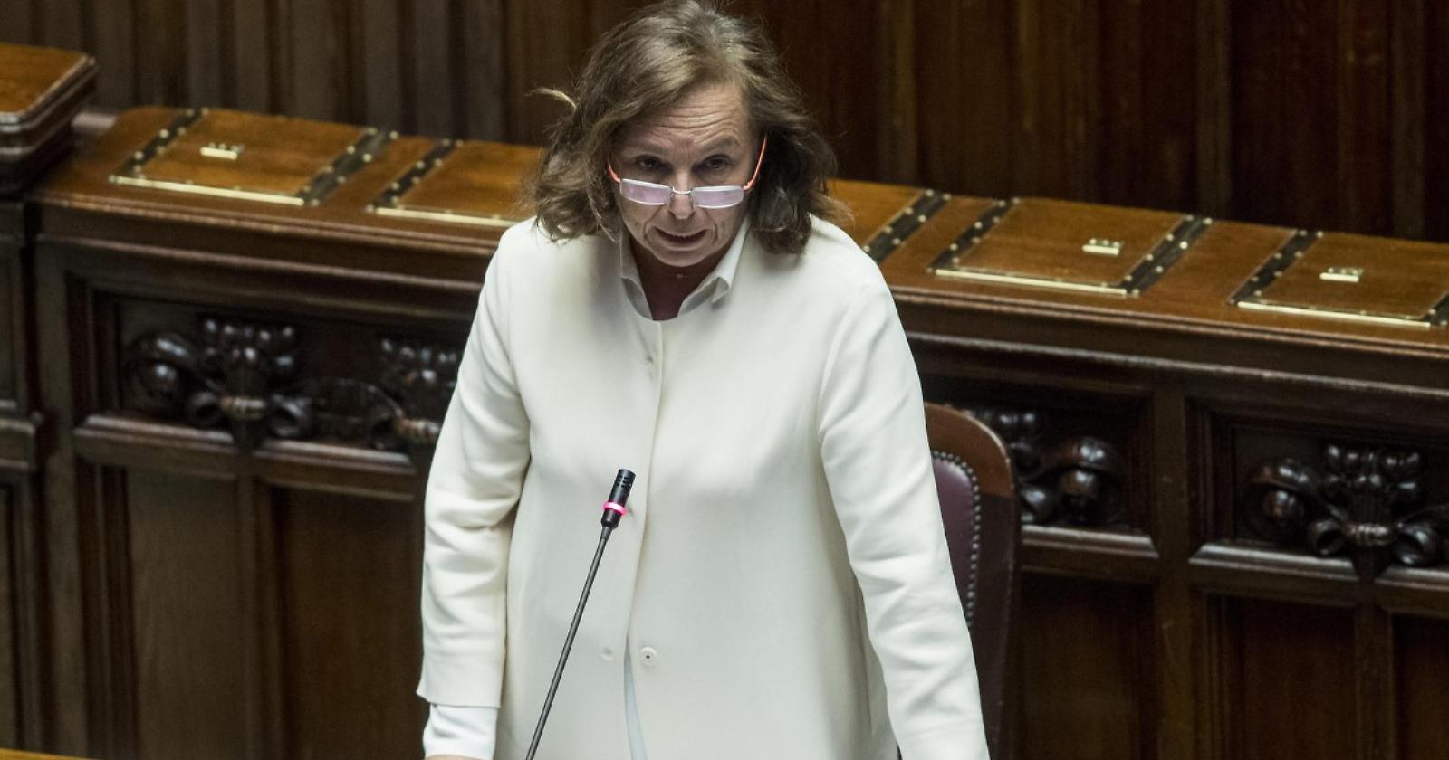 Covid. Falso allarme per il ministro Lamorgese: il test molecolare era errato