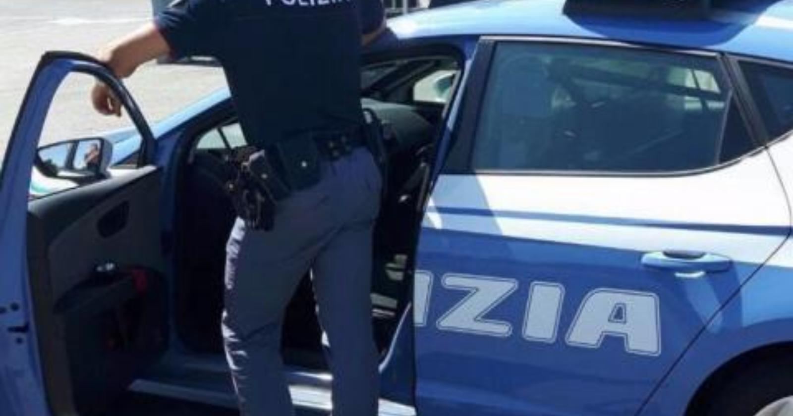 «Dammi la borsa o ti ammazzo», ma la 44enne di Foggia è riuscita a mettere in fuga il delinquente