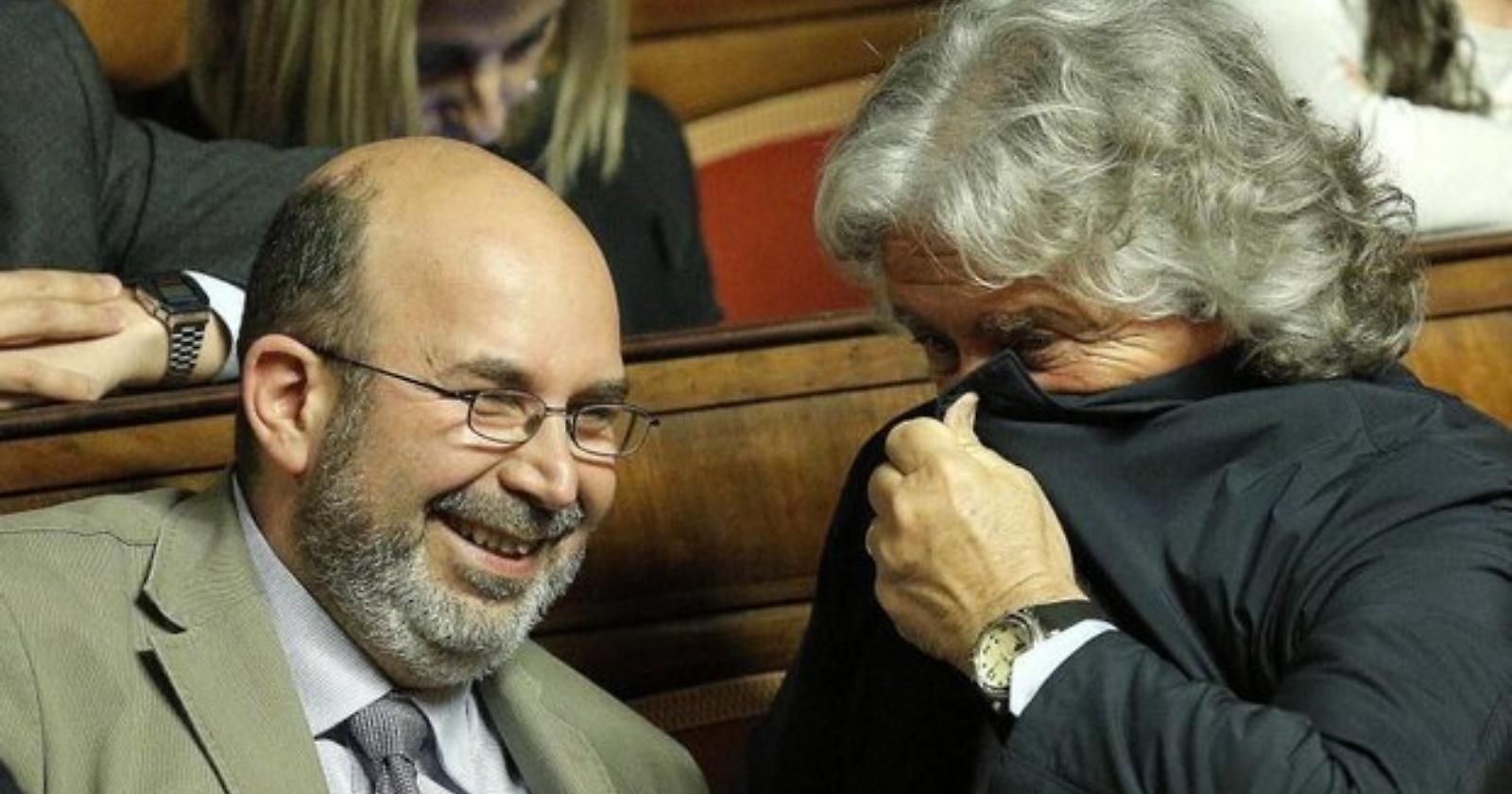 Regionali, Crimi: «Anche Grillo ha compreso che in Puglia è impossibile l'accordo con il Pd»